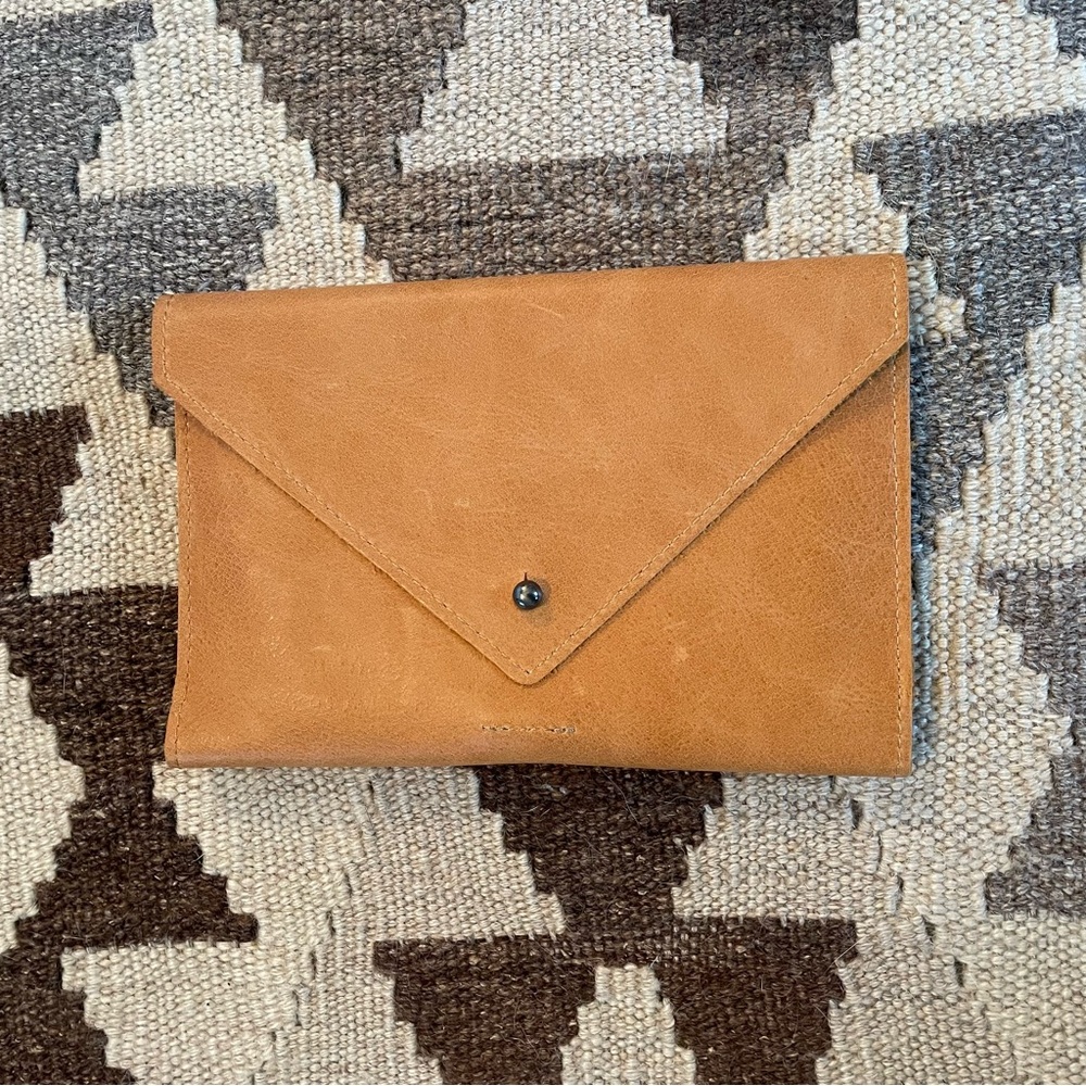 Hearth and Hand veg tanned passport wallet